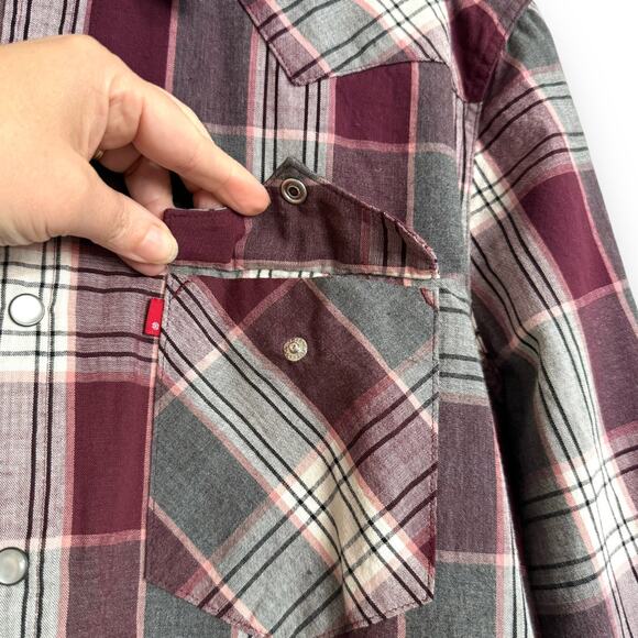 Levi's Burgundy and Gray Plaid Pearl Snap Western Shirt Men's Size M - Picture 7 of 9